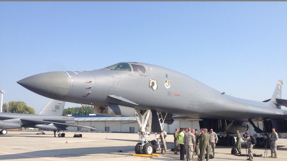 Nadzvukový bombardér B-1B Lancer přistál v ČR