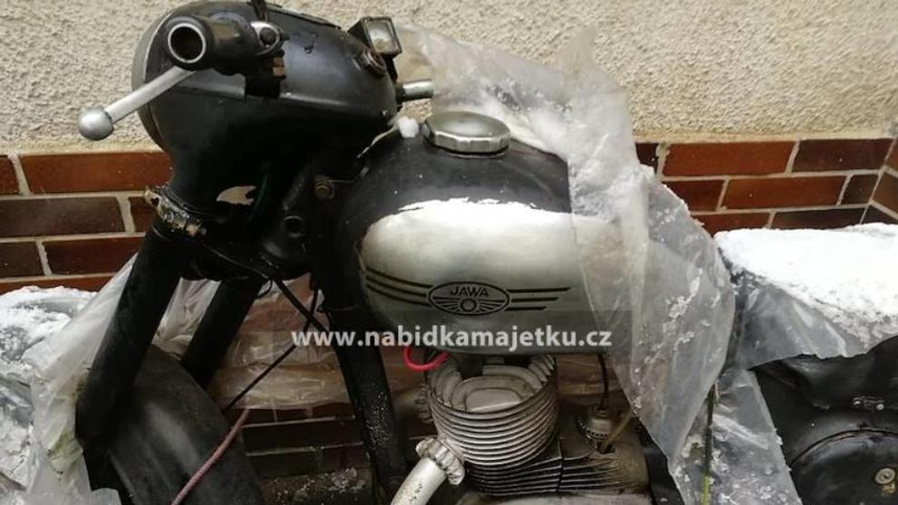 NABÍDKA MAJETKU STÁTU - Motocykl JAWA