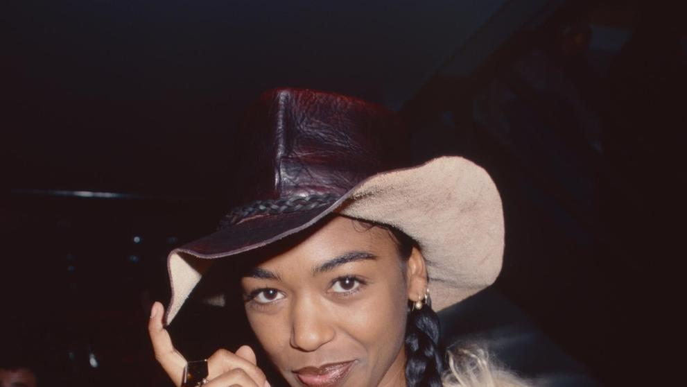 Ananda Lewis