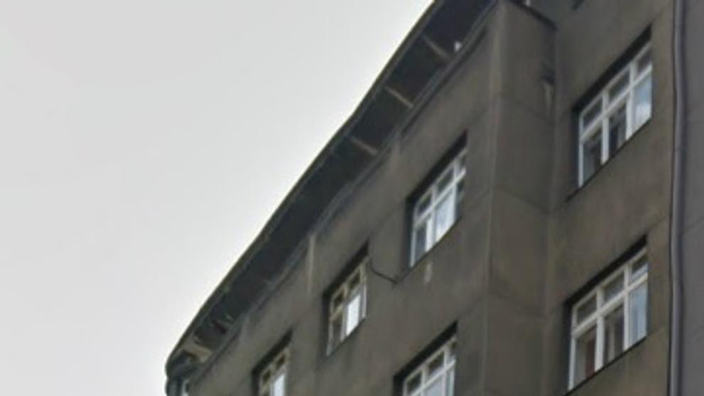 V tomto domě vlastní Martin Stropnický byt
