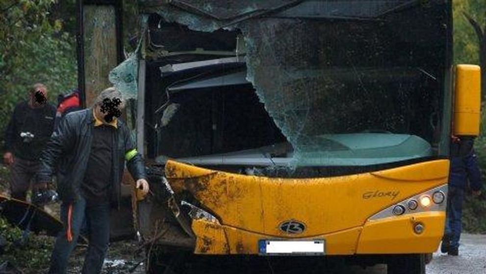 Autobus Student Agency havaroval na Lounsku