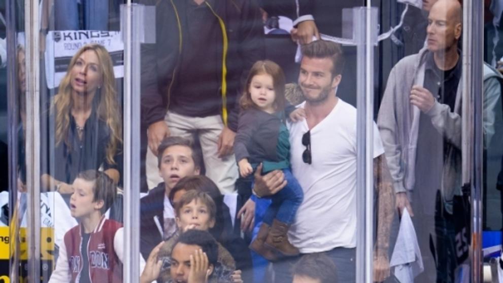 David Beckham a Tom Cruise na hokeji - 2