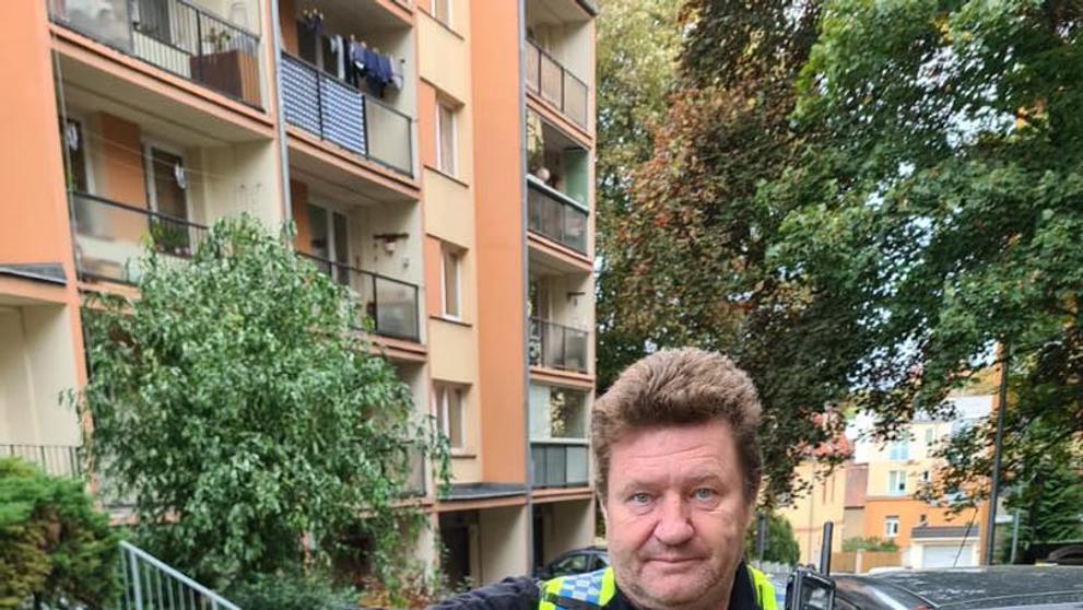 Nahlášený had v Dubrovnické ulici (2)