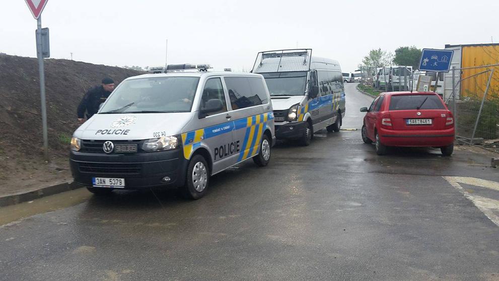 Zásah cizinecké policie na Barrandově - 2