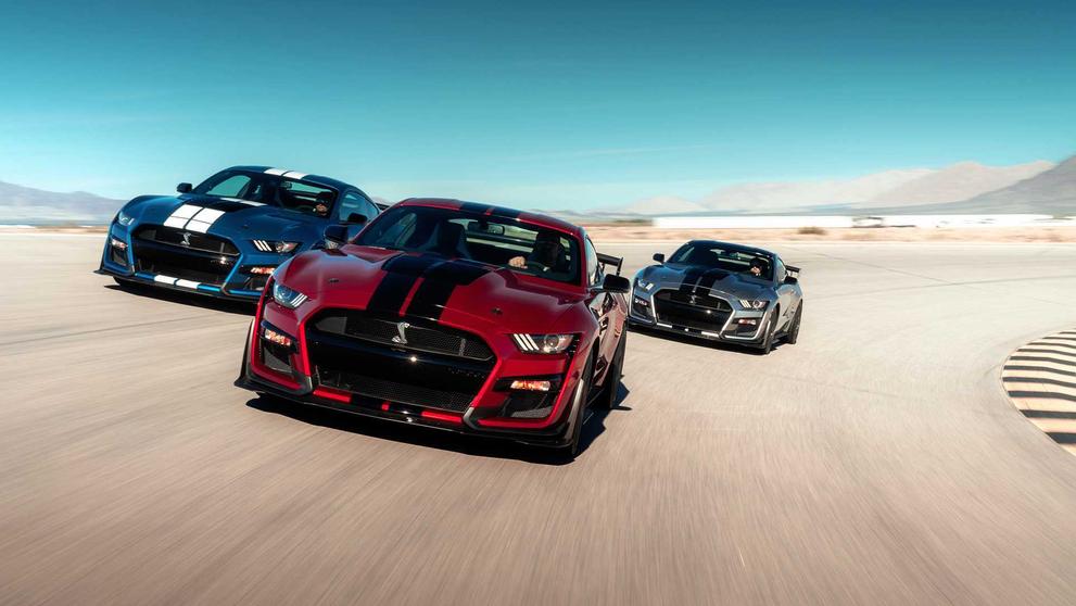 Ford Mustang Shelby GT500 - 27