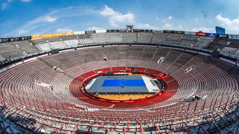 Federer vs. Zverev v býčí aréně v Mexico City