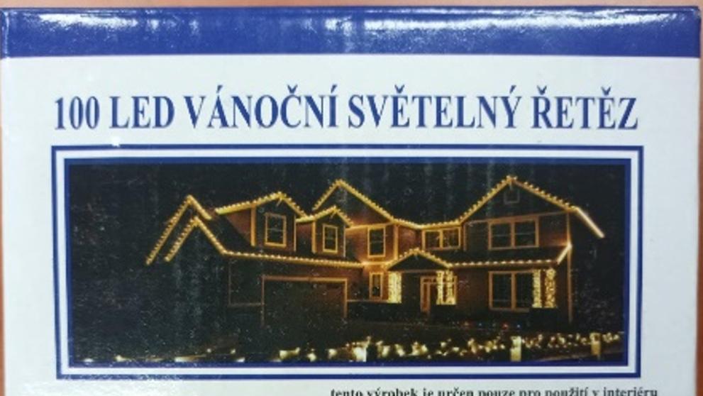 Nebezpečný Vánoční světelný řetěz