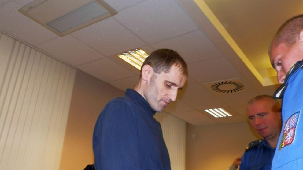 Soud s Trávníčkovými - týrání - 2