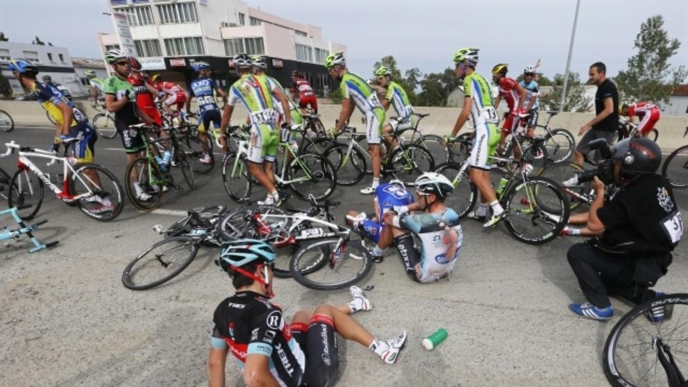 Tony Martin spadl na Tour de France - 2