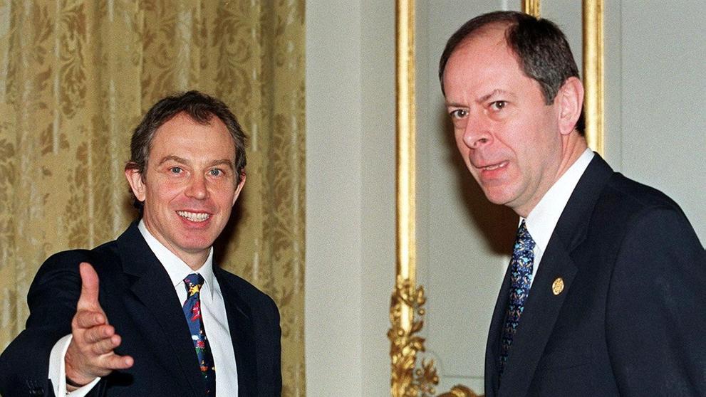 Josef Tošovský coby premiér při schůzce s britský premiérem Tonym Blairem