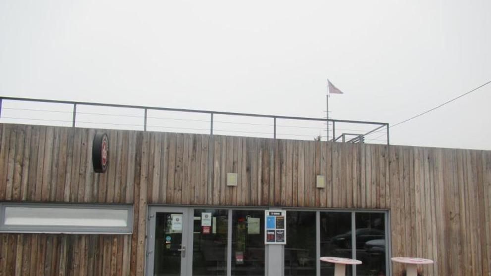 Uzavřená provozovna Domyno Burger Bar (1)