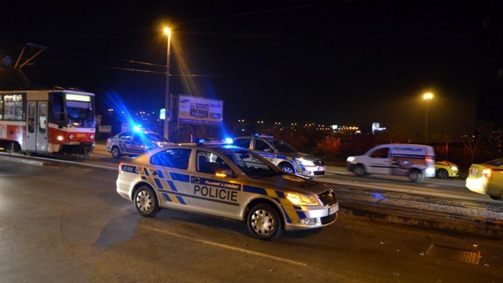 Nehoda policejního auta a dodávky - 3