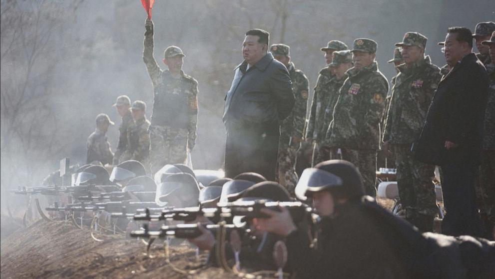 Kim Čong-un na vojenském cvičišti
