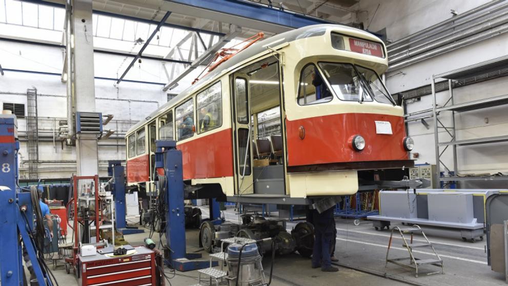 Retro tramvaj T2 - 1