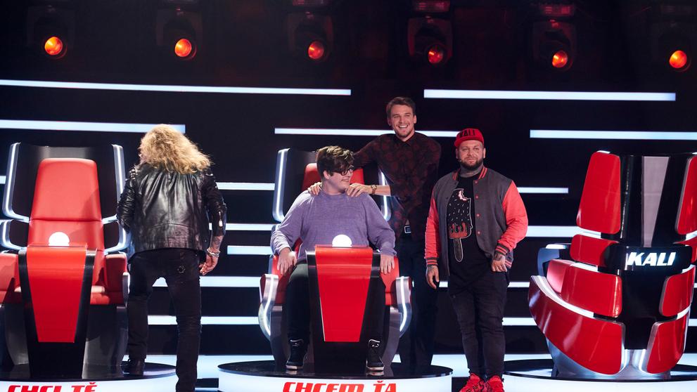 Koučové The Voice zpívali pro soutěžícího! - 3