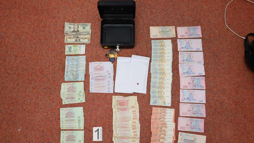 Policie odhalila falešnou sbírku na Ukrajinu