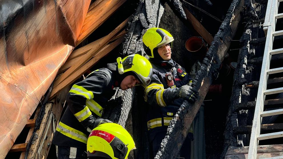 Požár na Staroměstském náměstí (14)