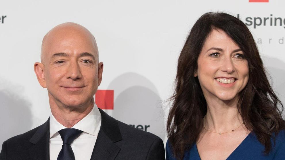Jeff Bezos s manželkou MacKenzie