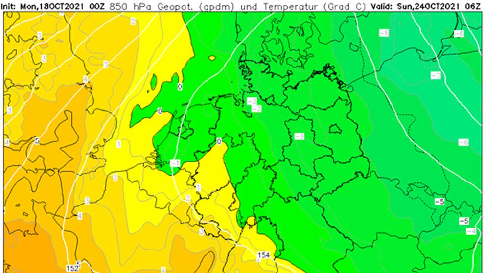 Teplota v 850 hPa v neděli