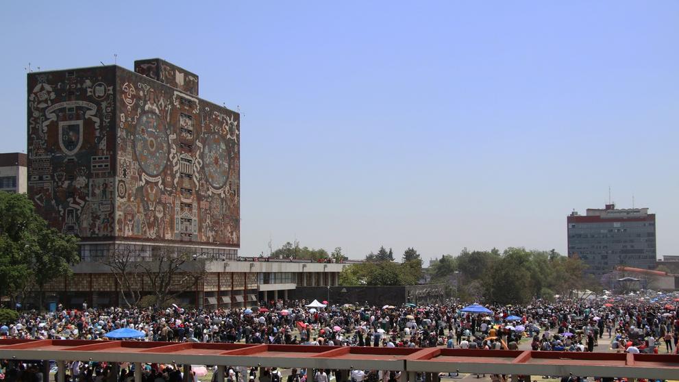 Sledování zatmění Slunce, 8. 4. 2024 Mexiko, Mexico City (2)