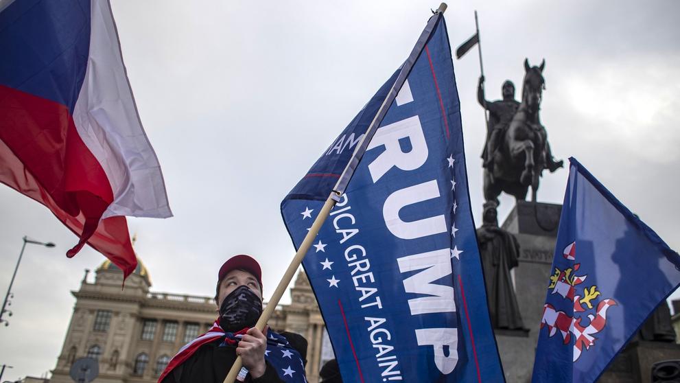 Demonstrace za Trumpa v Praze - 3