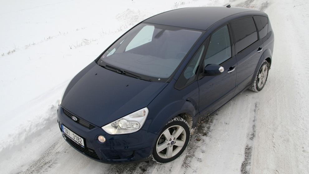 Ford S-Max-6