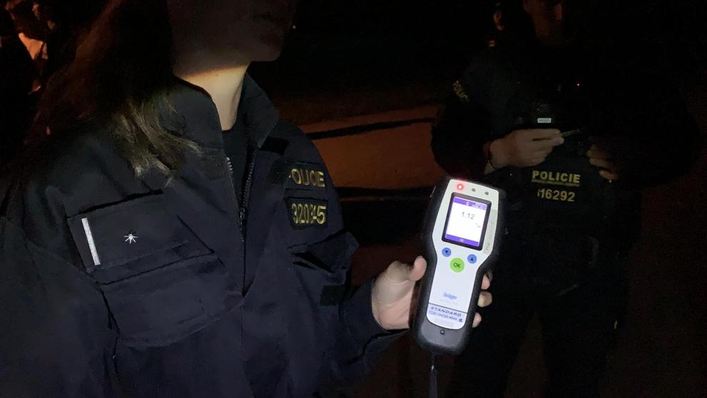 Policejní zátah na Letné - 1