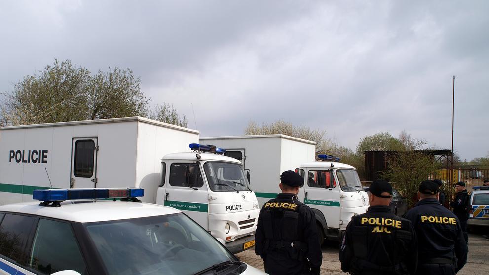 technopárty na Zličíně rozehnala policie - 8