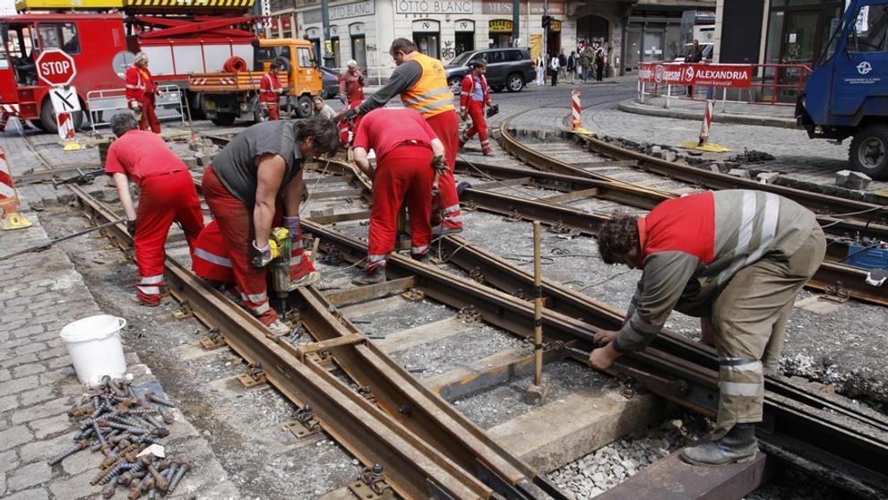 Výluka tramvajové trati-8