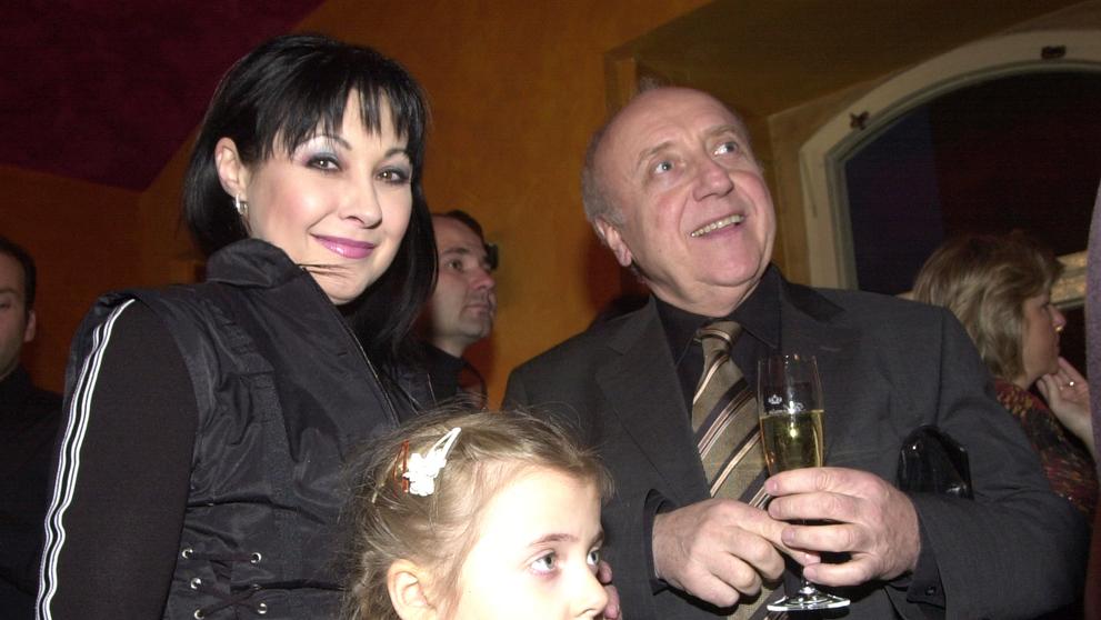 Dagmar Patrasová, Felix Slováček a dcera Anička, 9. 4. 2003