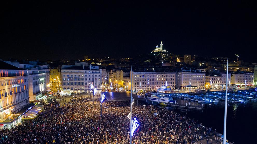 Pieta za mrtvé při masakru v Paříži - 3