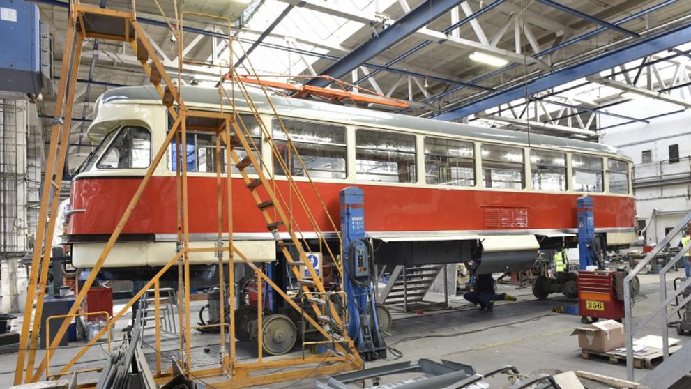 Retro tramvaj T2 - 2