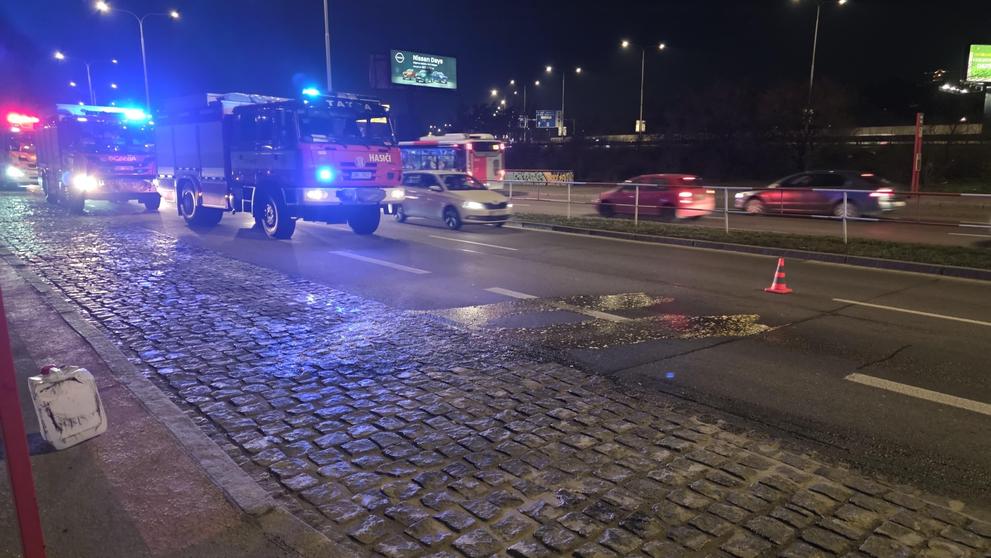 Rozlitá kyselina v Praze