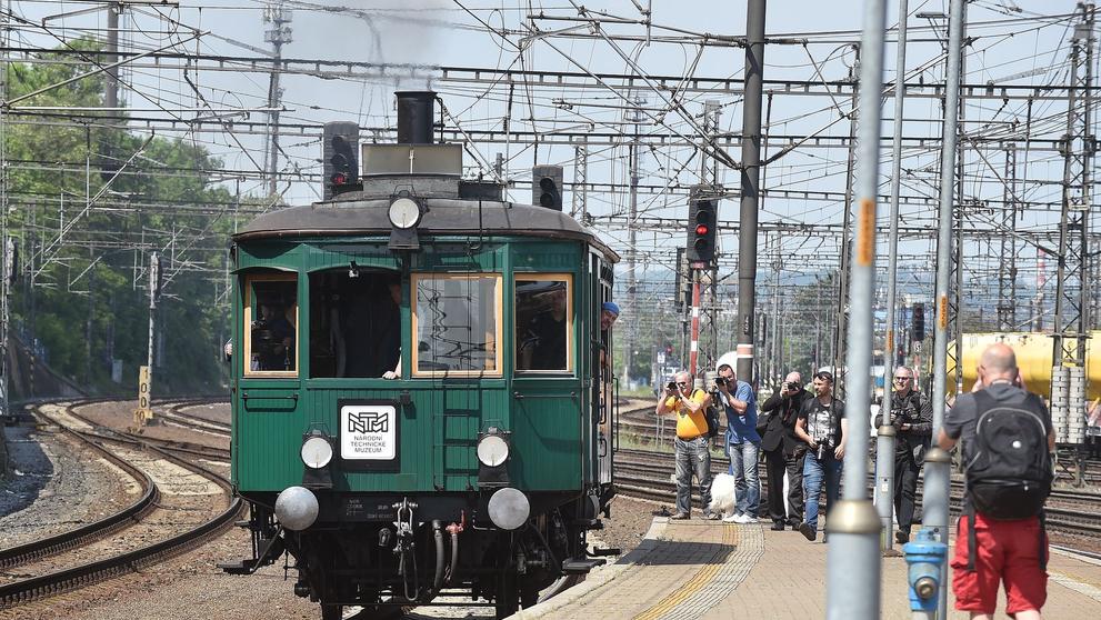 Parní motorový vůz M 124.001 Komarek - 12