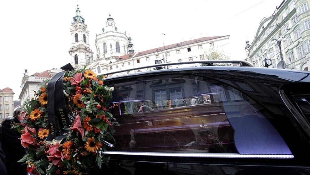 Průvod s rakví Václava Havla - 27