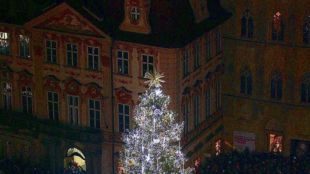 Vánoční strom na Staroměstském náměstí - 2008