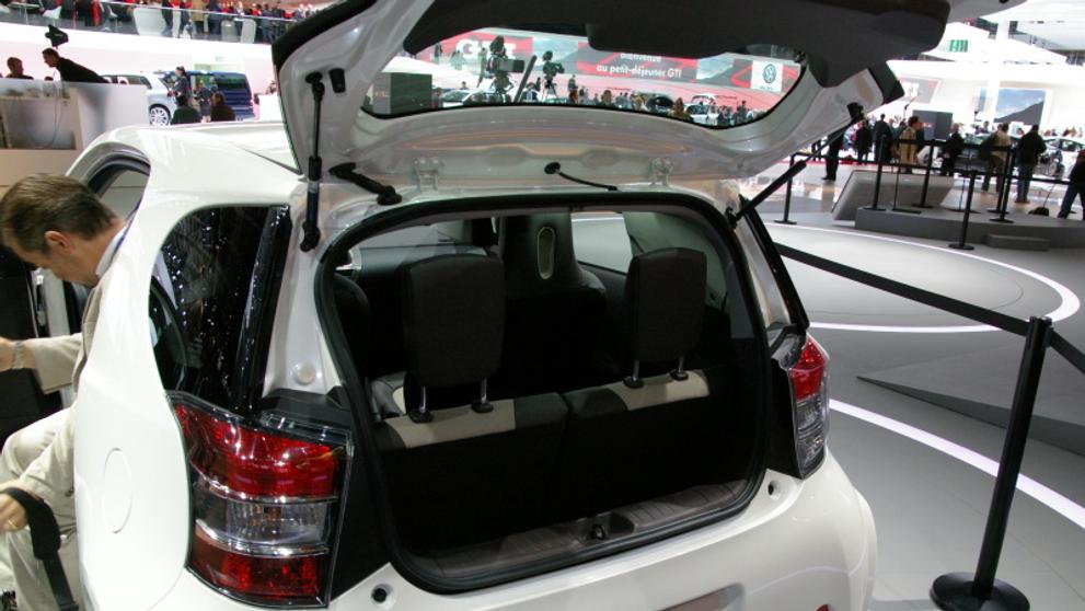 Toyota iQ