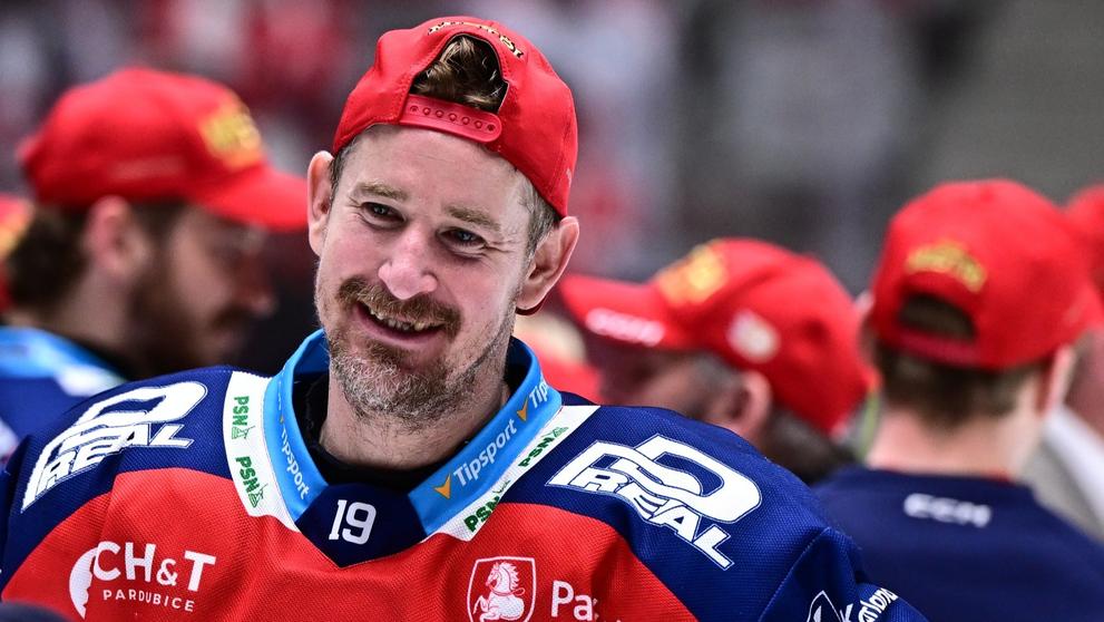 Pardubický útočník Roman Červenka rozhodl finále extraligy