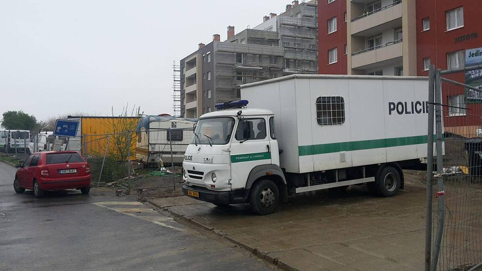 Zásah cizinecké policie na Barrandově - 3