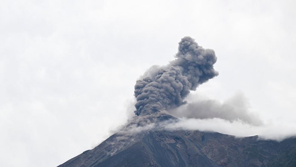 Erupce sopky Fuego v Guatemale v srpnu 2026