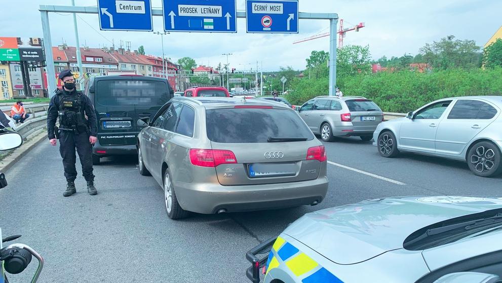 Policejní honička Prahou - 1