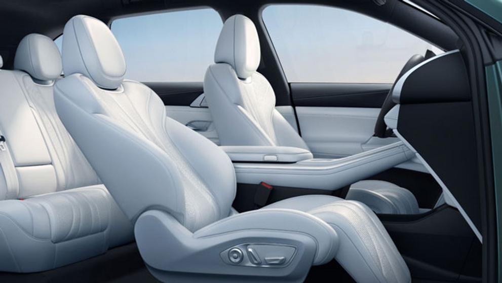 Xpeng G9