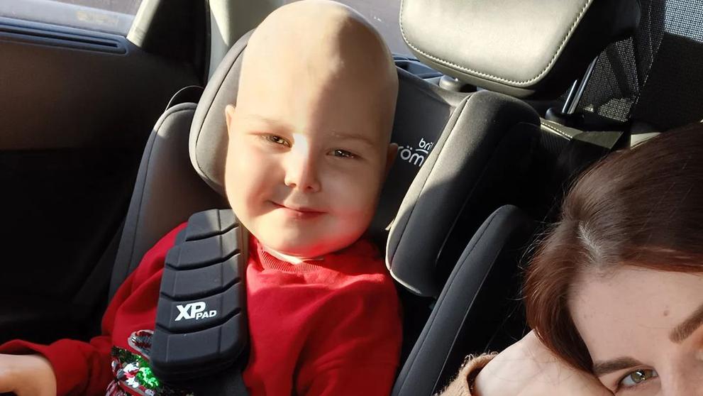 Malý Artur trpí vzácným HLH syndromem (4)