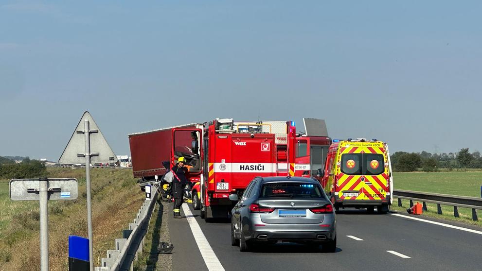Tragická dopravní nehoda u Slaného (2)