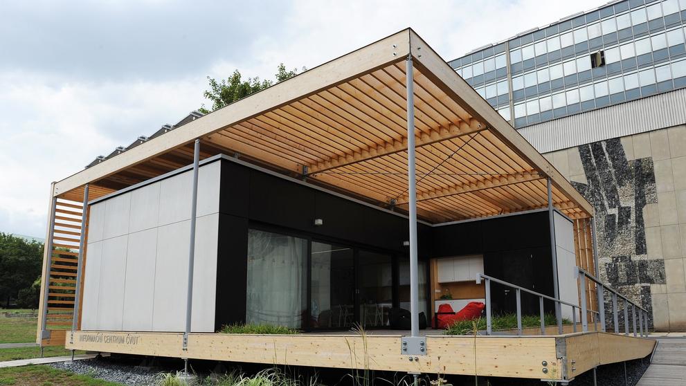 AIR House - 2