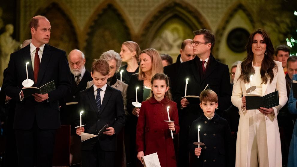 Královská rodina na vánoční bohoslužbě