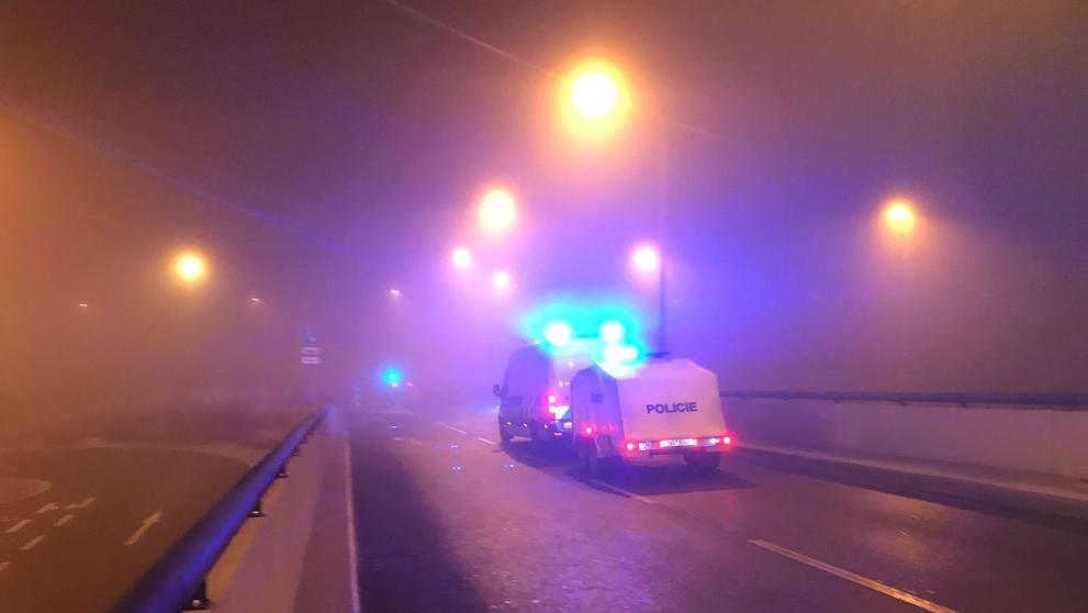 V Praze kvůli hrozbě bombou nouzově přistálo letadlo - 2