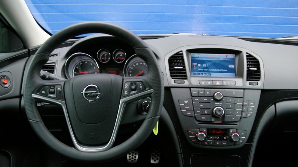 Opel Insignia-6