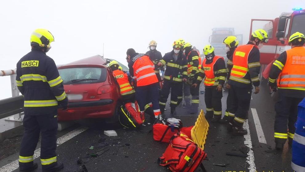 Při vážné nehodě se zranilo čtyřleté dítě - 7