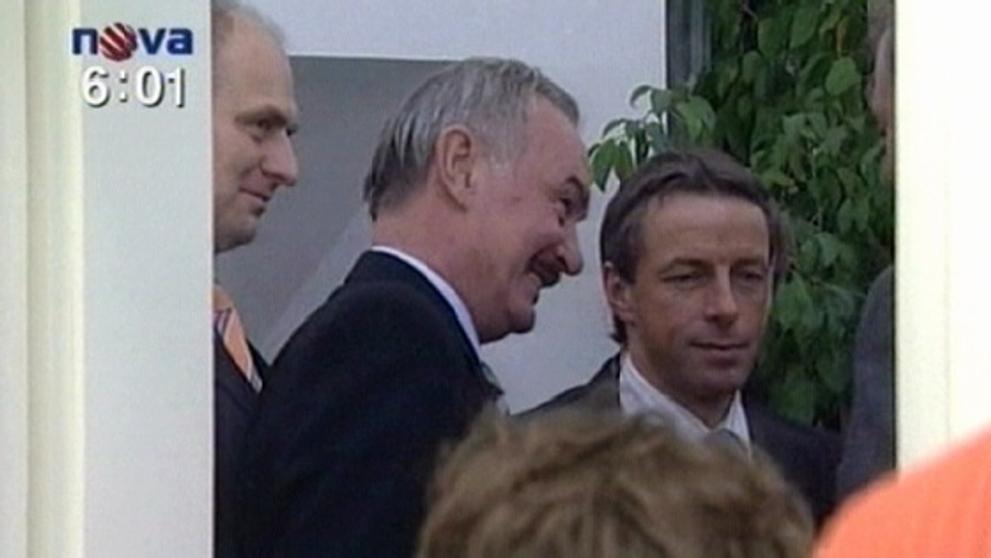Přemysl Sobotka a Pavel Bém. Zcela vlevo v zákrytu Petr Gandalovič (všichni ODS).